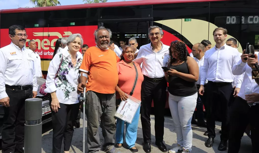 Reconoce el gobernador Américo Villarreal estándares de excelencia de la UAT