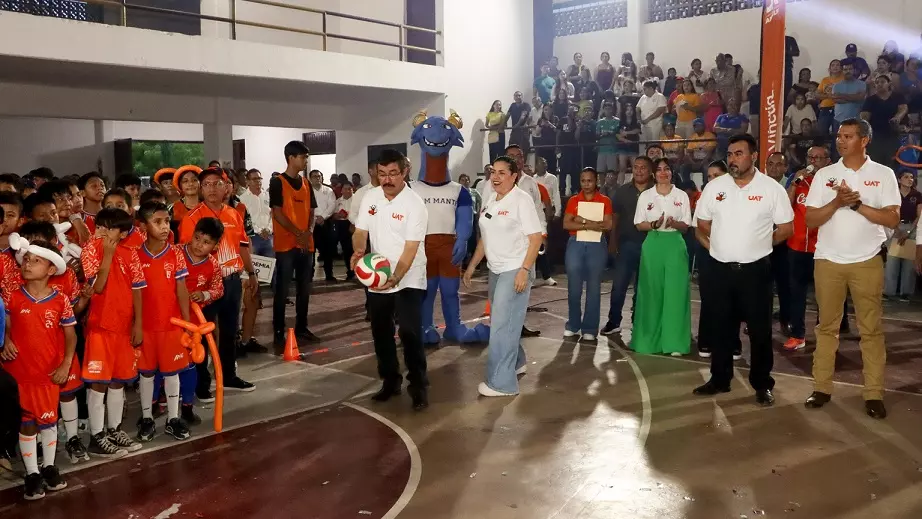 Inaugura Dámaso Anaya encuentros deportivos en El Mante