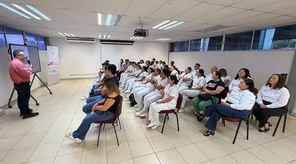 Consolida la UAT alianza para colocar a profesionales de Enfermería en hospitales de Texas