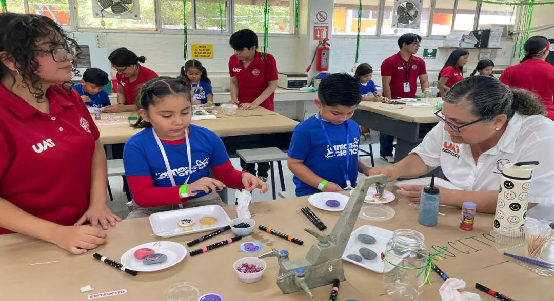 Fomenta la UAT vocaciones científicas con el arranque en Reynosa del campamento «Amor por la Ciencia»
