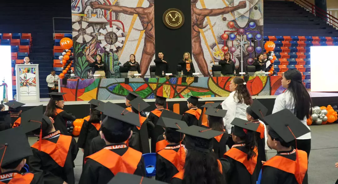 Celebra Familia UAT graduación de niñas y niños de los CENDI y CDIN