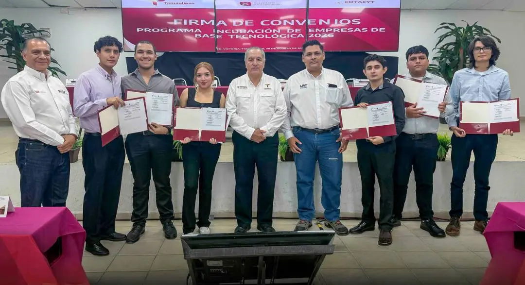 Becan a estudiantes de la UAT para el desarrollo de proyectos de base tecnológica